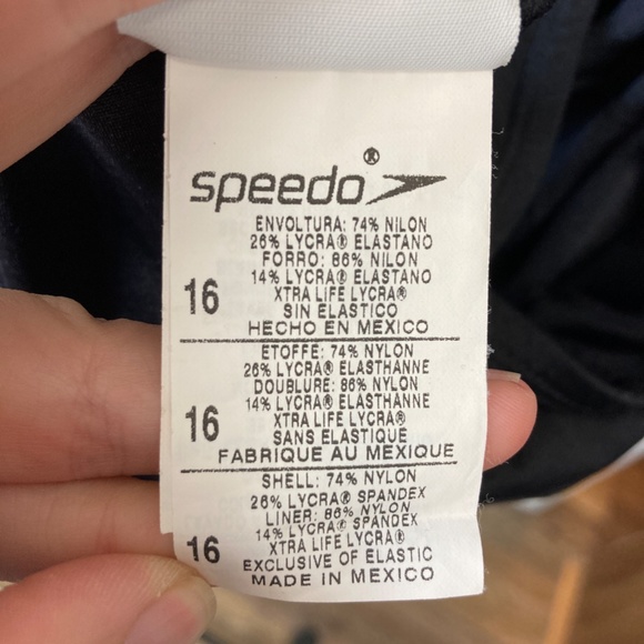 Black one piece speedo bathing suit - Picture 4 of 14